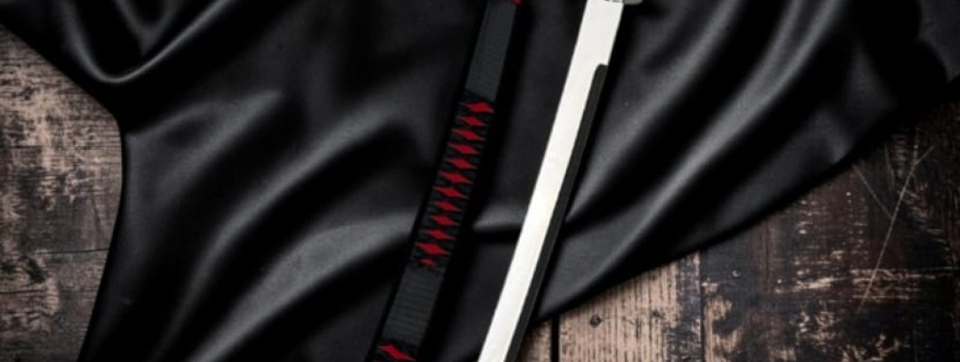Katana Boyu Nasıl Seçilir? Ölçü, Denge ve Kullanım Rehberi Katana Boyu Nasıl Seçilir? Ölçü, Denge ve Kullanım Rehberi