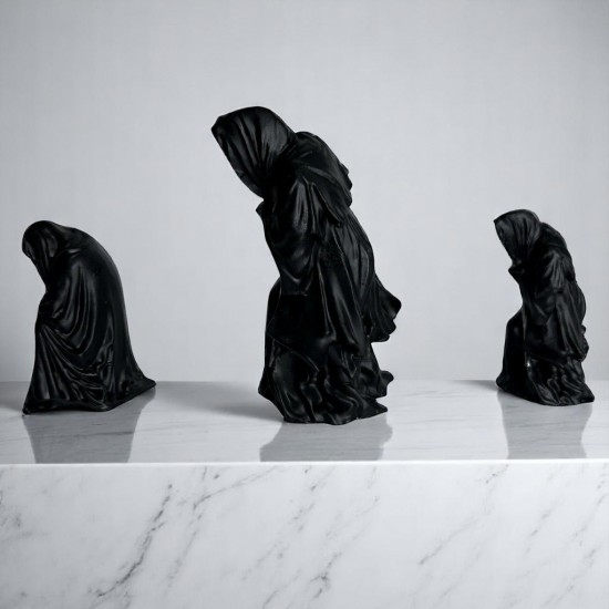 Yüzüklerin Efendisi Nazgul Bibloları ve Figürleri Yüzüklerin Efendisi Nazgul Bibloları ve Figürleri