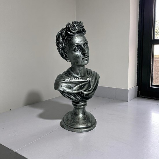 Frida Kahlo Biblosu Figürü Heykeli Frida Kahlo Biblosu Figürü Heykeli
