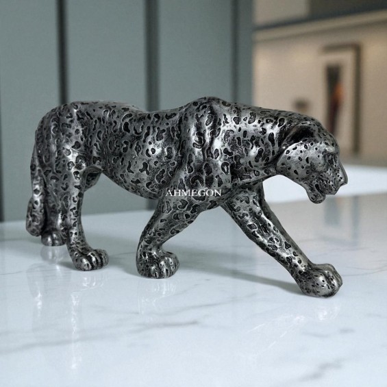 LEOPAR BİBLOSU HEYKELİ LEOPAR BİBLOSU HEYKELİ