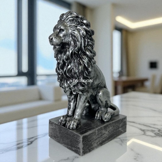 Aslan Büstü Aslan Büstü