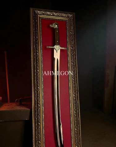 ESKİTME KURTBAŞLI TABLOLU