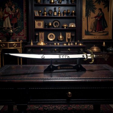 3 HİLALLİ KURTBAŞLI