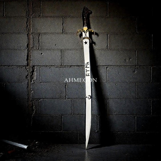 3 HİLALLİ KURTBAŞLI