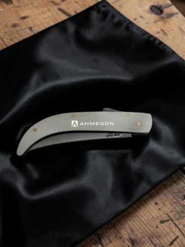 AHMEGON® Çakı 24 – Beyaz Kavisli Sap Tasarımlı Çakı AHMEGON® Çakı 24 – Beyaz Kavisli Sap Tasarımlı Çakı