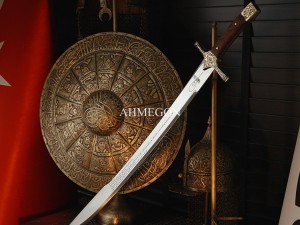 Kılıç Ustası Kimdir? AHMEGON® Kılıç Ustalığı ve Üretimi